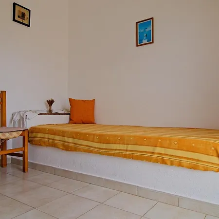 Milos Apartment *